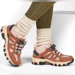Skechers Women's Sneakers in Brown and Pink